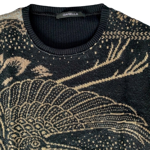 French crane & cloud pattern neutral w/black back pullover knit sweater-Size S/M - Picture 4 of 6